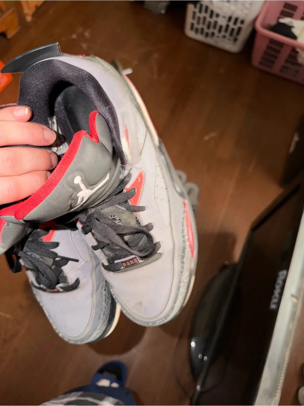 Jordan mens Basketball Sneakers in Gray and Red